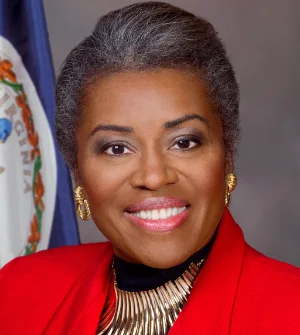Winsome Earle-Sears